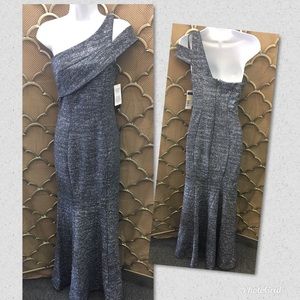 Cachet gown NWT